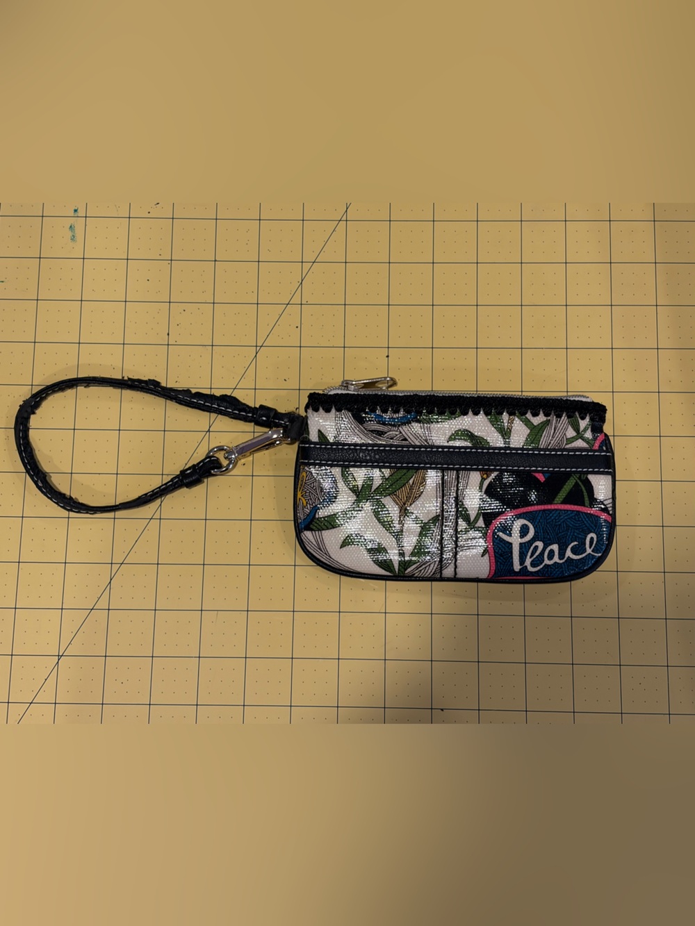 Floral Wristlet - White, Black, Green, Blue